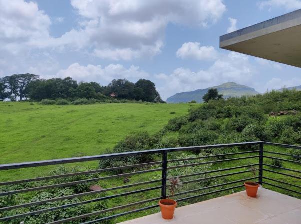 Royal Meadows - Igatpuri Bungalow B Экстерьер фото