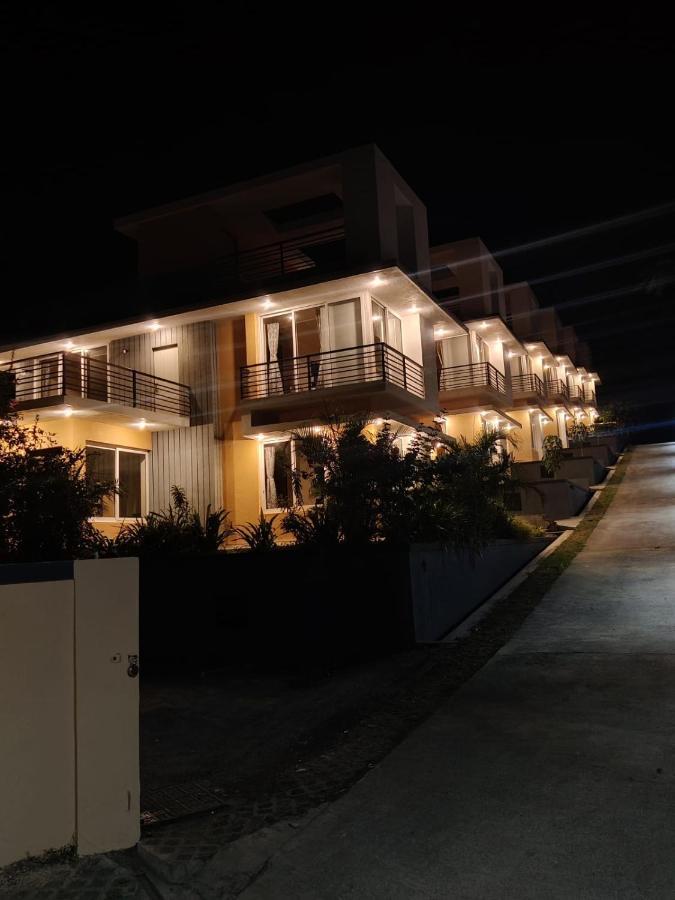 Royal Meadows - Igatpuri Bungalow B Экстерьер фото