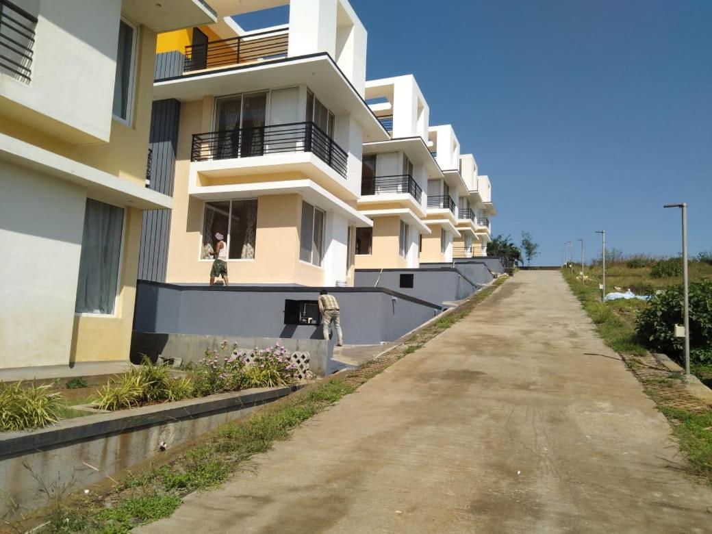 Royal Meadows - Igatpuri Bungalow B Экстерьер фото